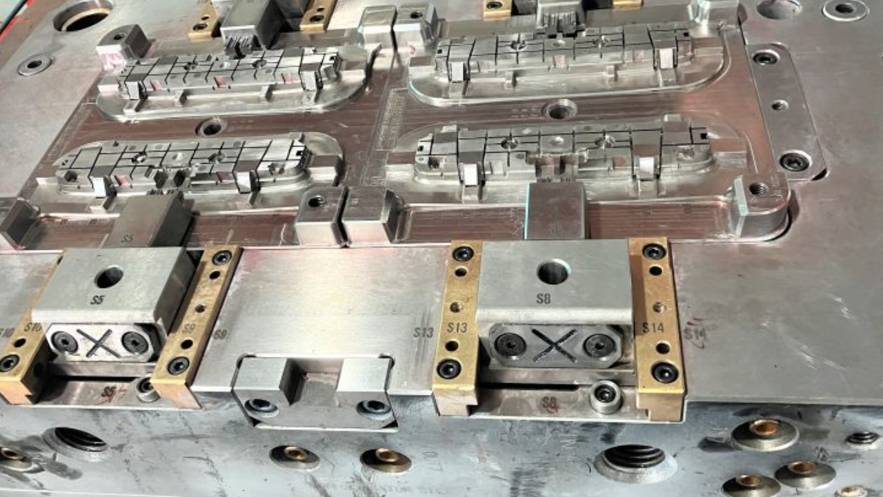 What Common Kinds Are Employed In The Production Of Molds?