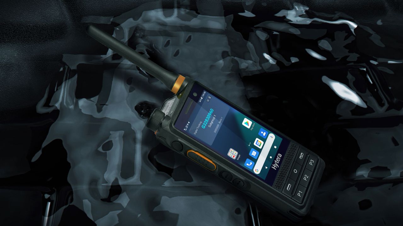 Why Choose A Walkie Talkie On Other Devices?