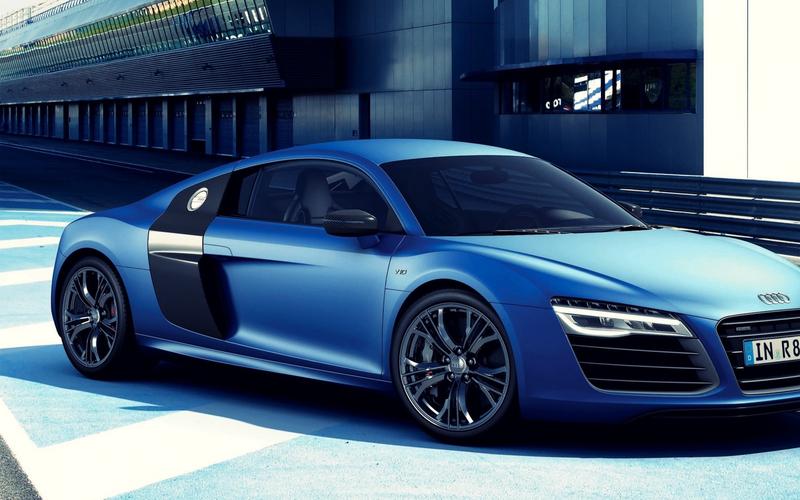 The Future of Car Connectivity: From Smart Parking to Smart Highways